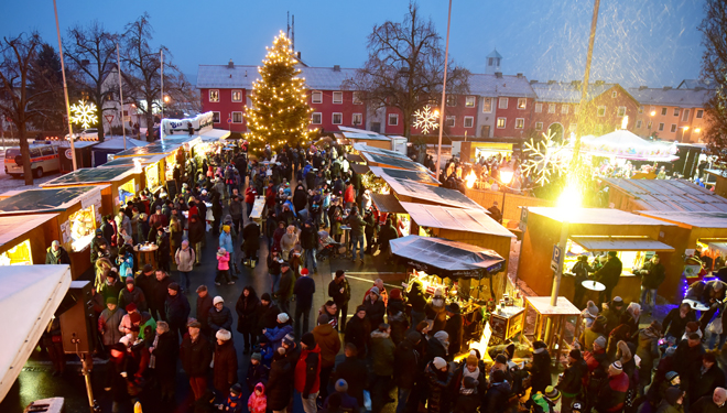 Maxhütter Weihnachtsmarkt, "wo Weihnachten ein Zuhause hat!"