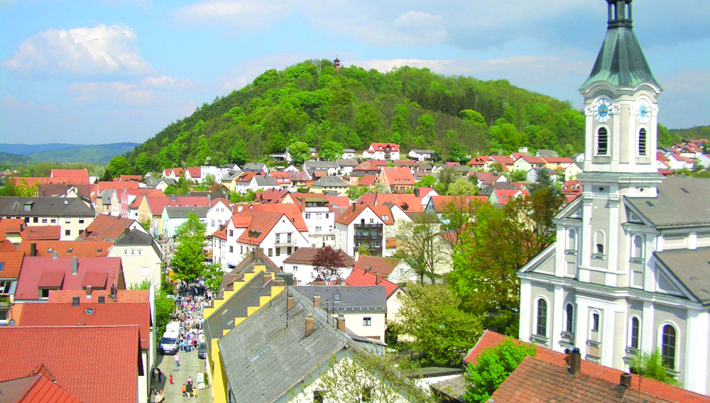 Kirchweihmarkt in Regenstauf mit verkaufsoffenem Sonntag