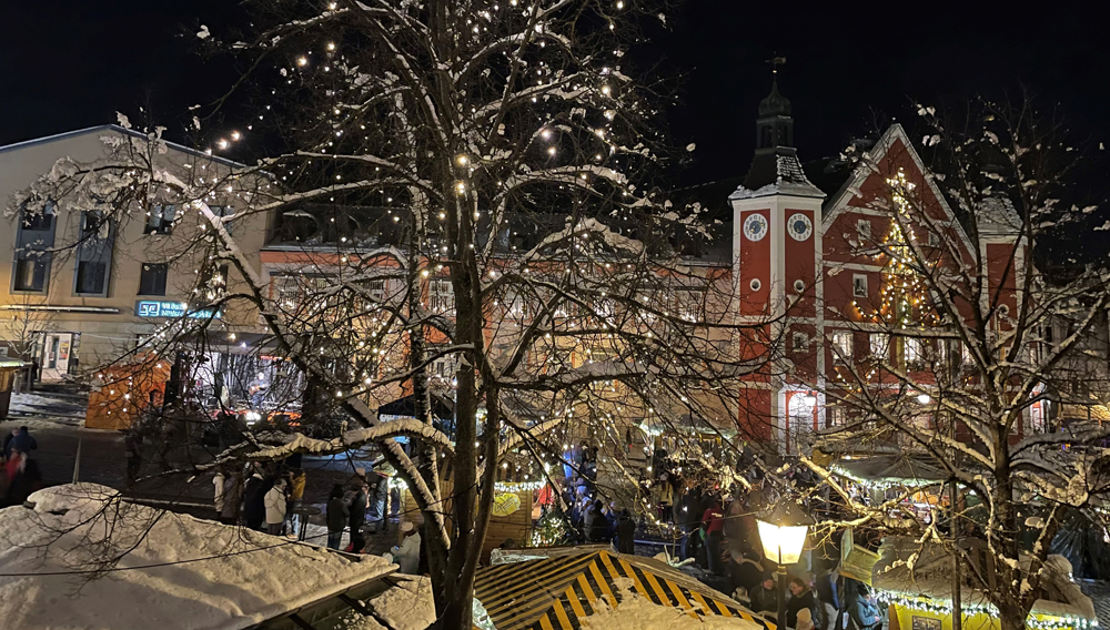 Romantischer Budenzauber mit Tradition in Burglengenfeld
