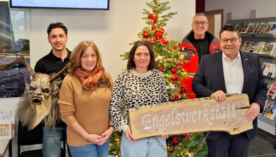 Erste Wackersdorfer Weihnacht auf dem Glück Auf-Platz