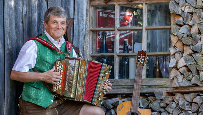 Sommerferienprogramm – Gstanzl mit Bäff Piendl in Regenstau